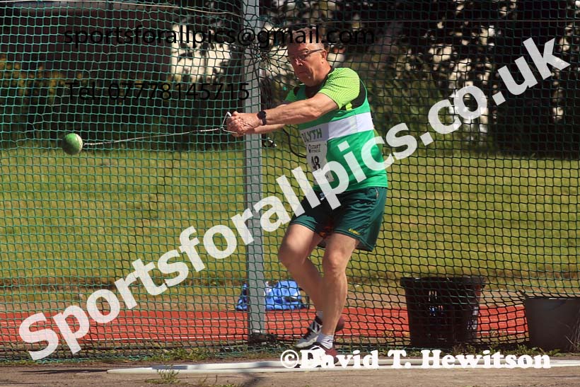 Mens hammer, 2024 NE Masters Track and Field Champs., Monkton Stadium, Jarrow.  Photo: David T. Hewitson/Sports for All Pics